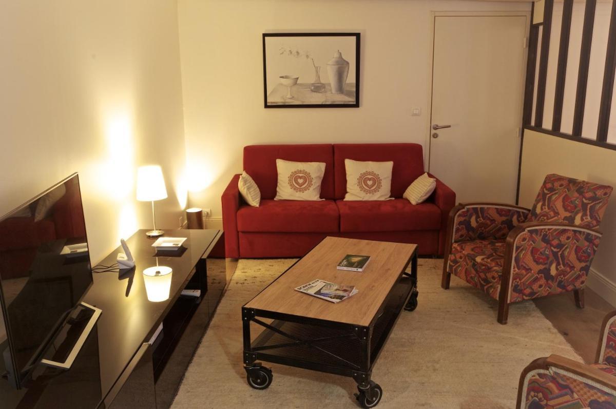 Sauvageau - Appartement 1 Chambre Avec Parking Бордо Екстериор снимка